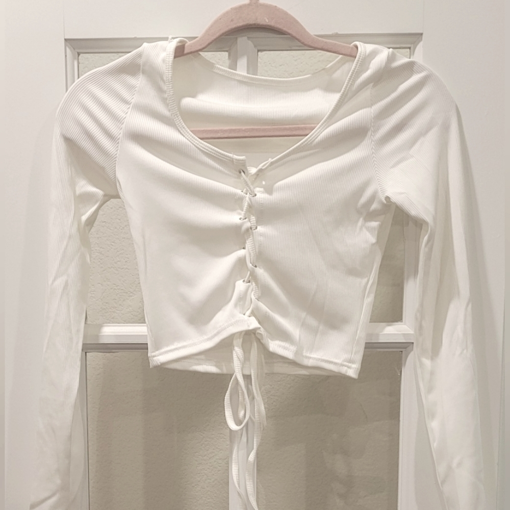 NWOT - Picture 2 of 2